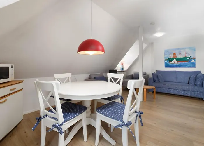 Haus Schmoekel, App Leuchtturm Timmendorfer Strand